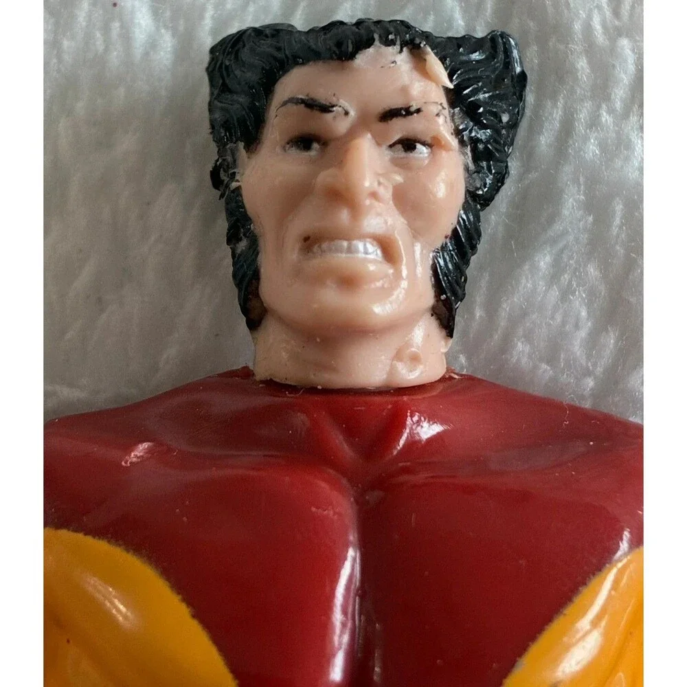 Toy Biz Marvel Wolverine X-Men 1991 Pop Out Claws Action Figure